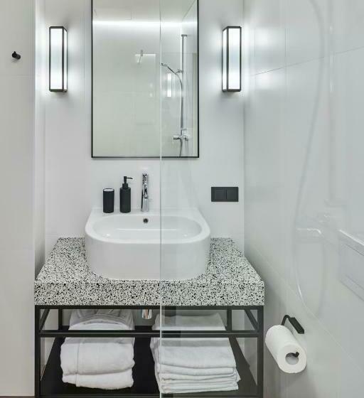 استودیو استاندارد با تخت کینگ, Rooma Apartments