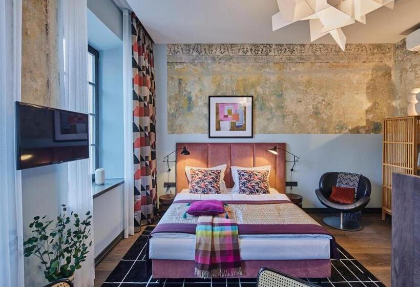 استودیو استاندارد با بالکن, Rooma Apartments