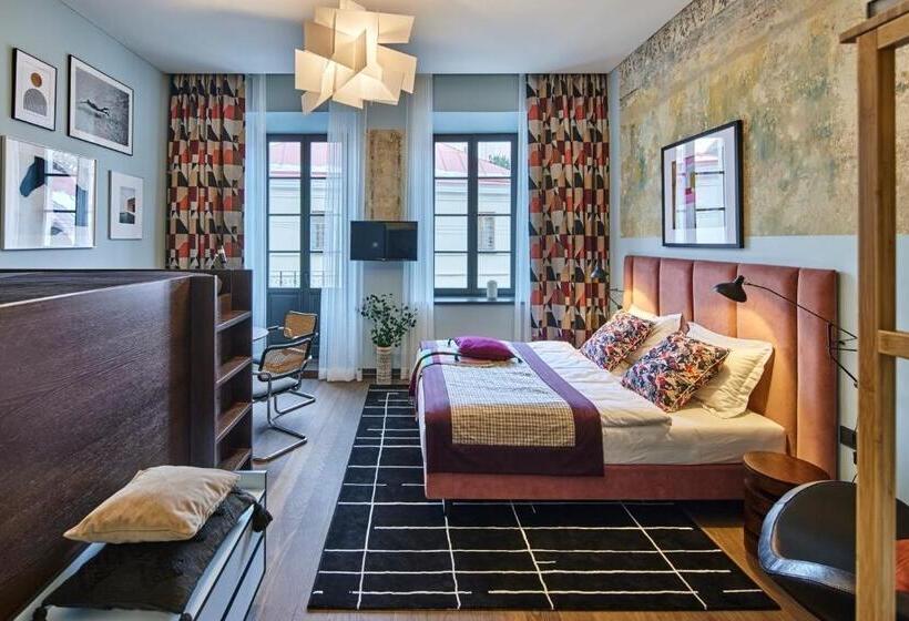 استودیو استاندارد با بالکن, Rooma Apartments