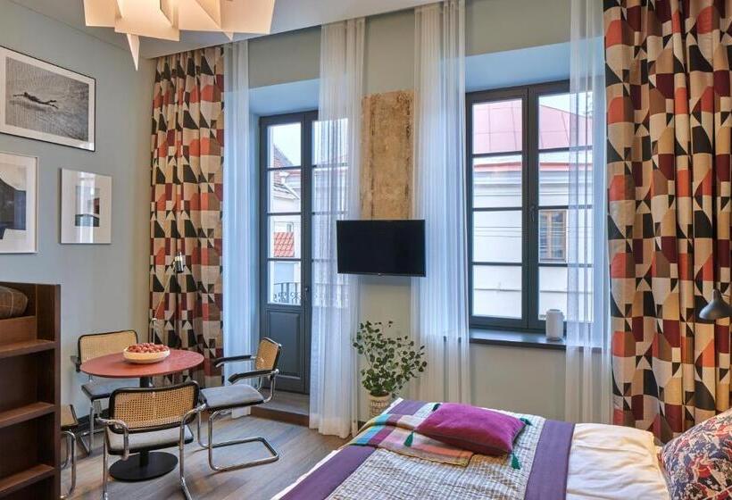 استودیو استاندارد با بالکن, Rooma Apartments