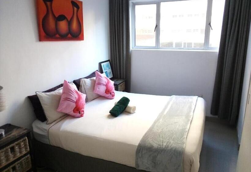 آپارتمان 1 خوابه با بالکن, Sandz Accomodation At 108