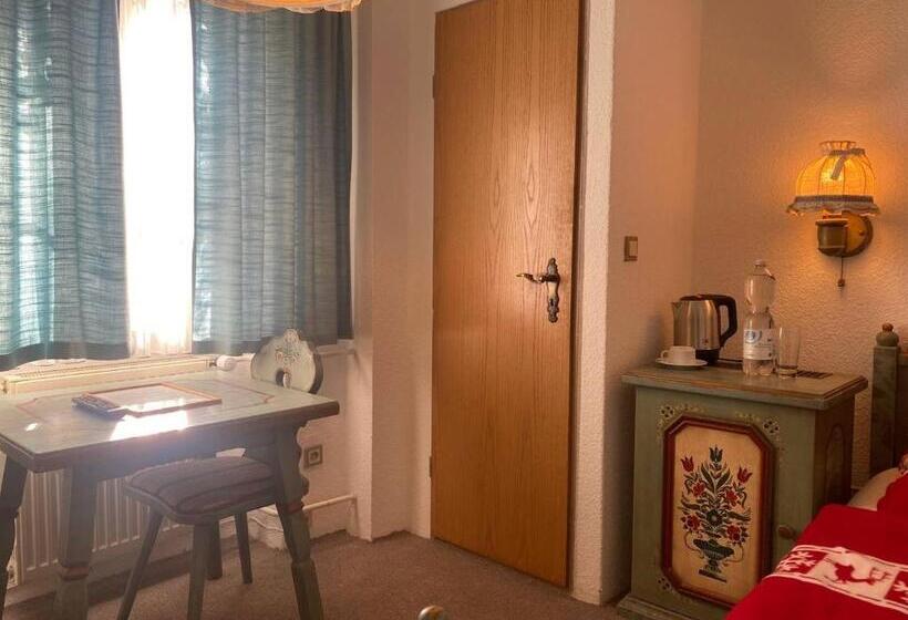 اتاق اکونومی یک تخته, Landhotel Waldschänke