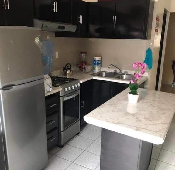 低层单卧公寓, Meson Posada