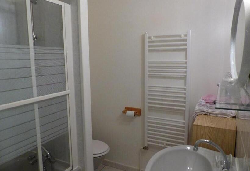 غرفة قياسية, Le Chaumois