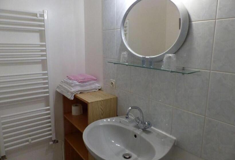 غرفة قياسية, Le Chaumois