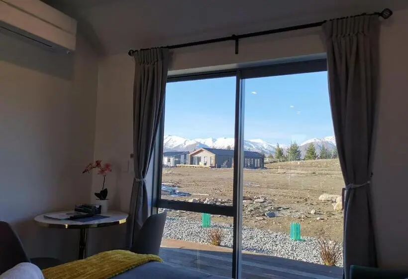 استودیوی استاندارد, Skyrim Lodge