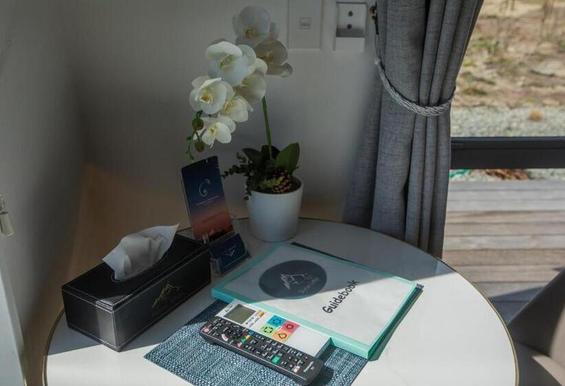 标准工作室, Skyrim Lodge