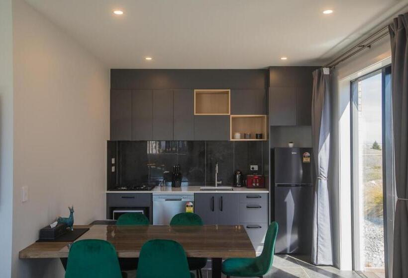 带3个卧室的套间, Skyrim Lodge