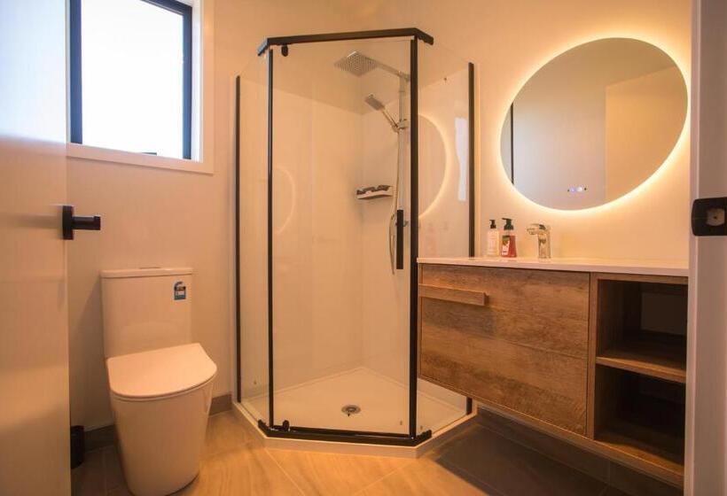 带2个卧室的套房, Skyrim Lodge