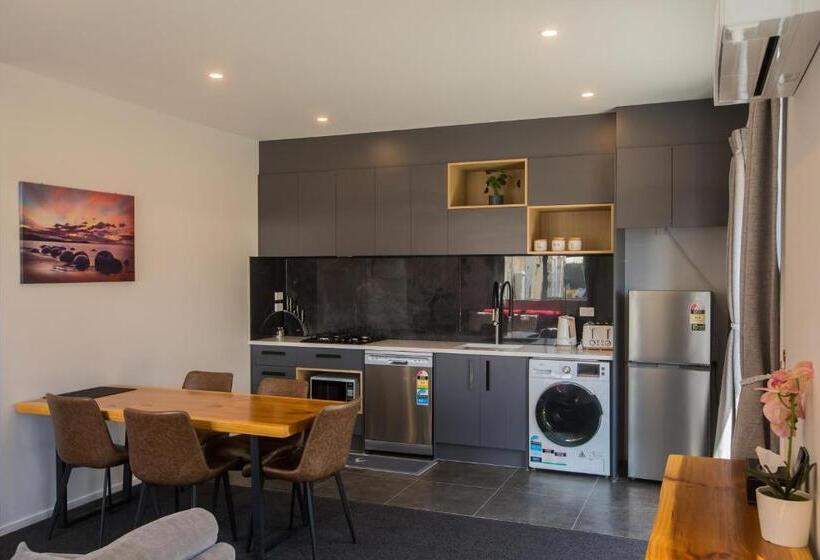 带3个卧室的套间, Skyrim Lodge