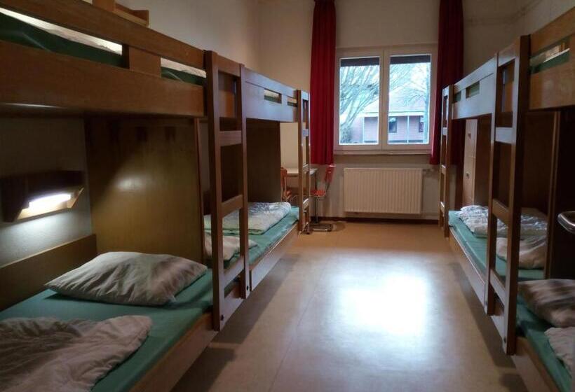 标准三人间外部浴室, Ferienanlage Schönhagen