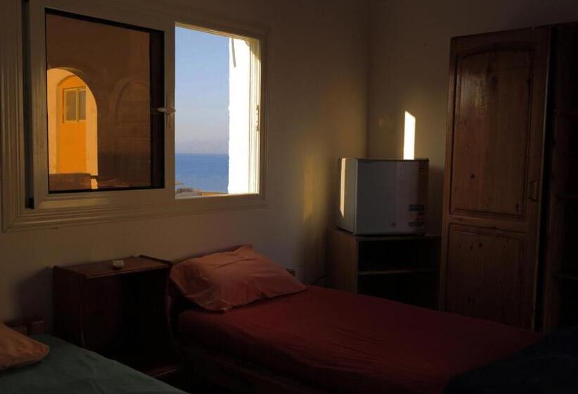 اتاق لوکس با بالکن و چشم‌انداز دریا, Nook