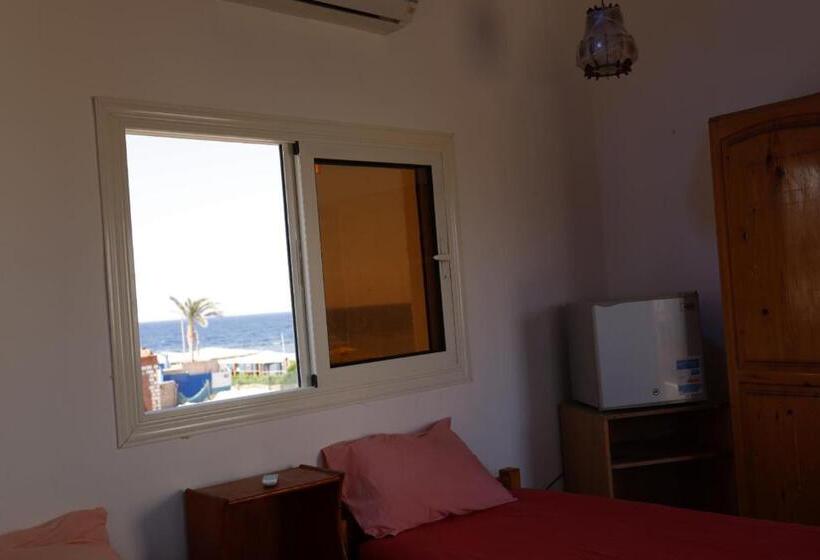 اتاق لوکس با بالکن و چشم‌انداز دریا, Nook