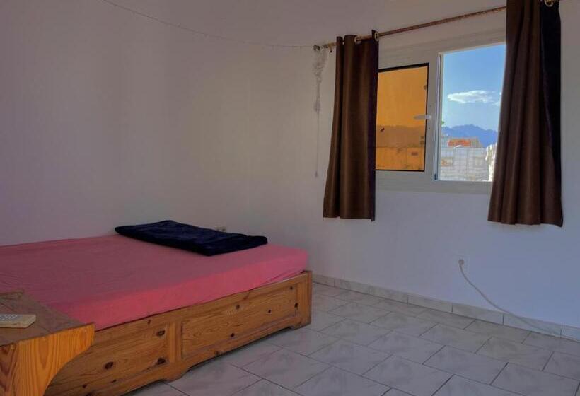 اتاق استاندارد با بالکن و چشم‌انداز دریا, Nook