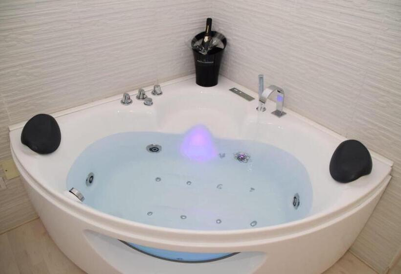 اتاق استاندارد با وان آب گرم, B&b Sweet Suite Dreams