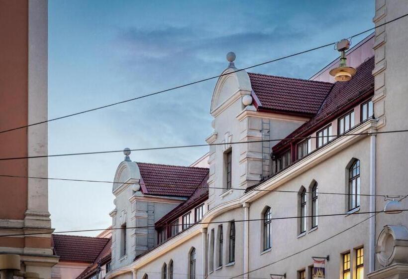 חדר סטודיו סטנדרד, Bob W City Centre