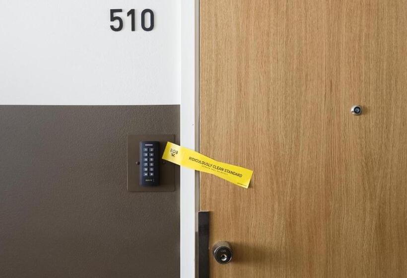 חדר סטודיו סטנדרד, Bob W City Centre