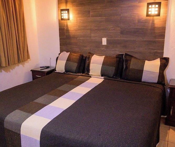 이코노미 룸, Acuario