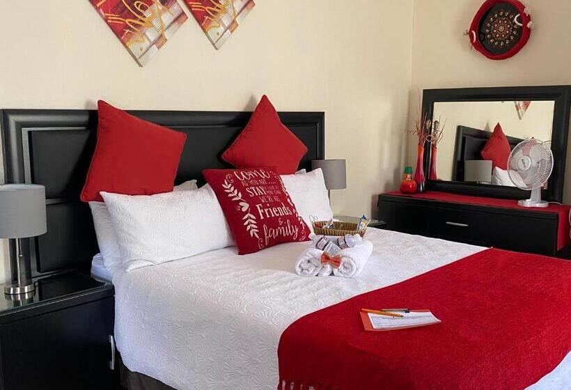 Номер Стандарт, Christa S Place 897