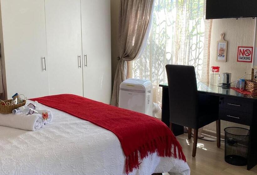 Номер Стандарт, Christa S Place 897