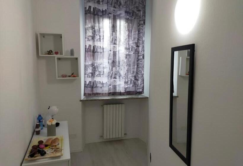 חדר סטנדרט, La Corte