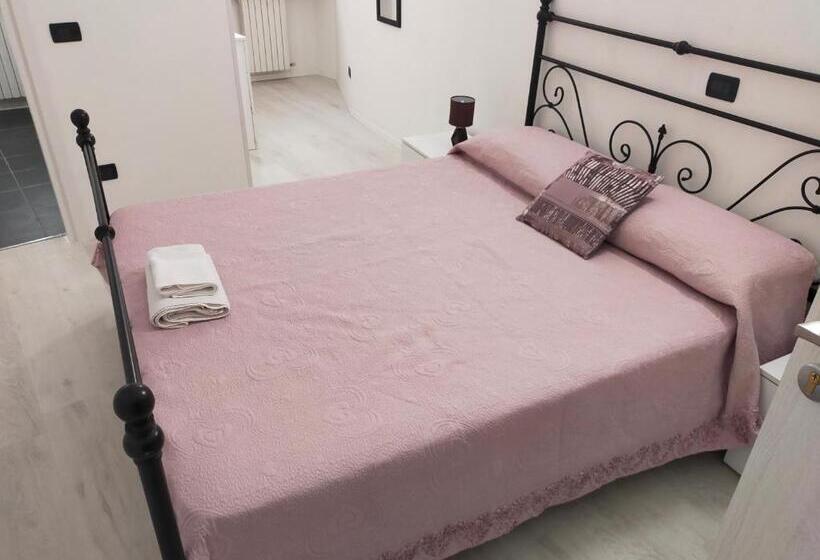 חדר סטנדרט, La Corte