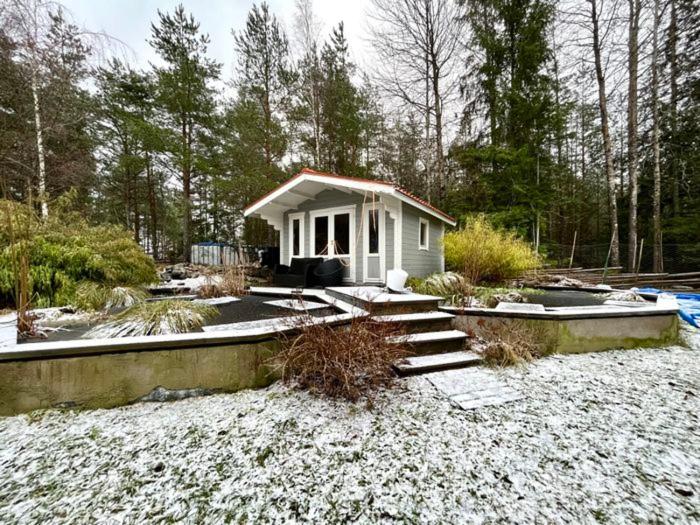 بنجلو قياسى, Dr åsa Kallfors Järna Bed & Breakfast