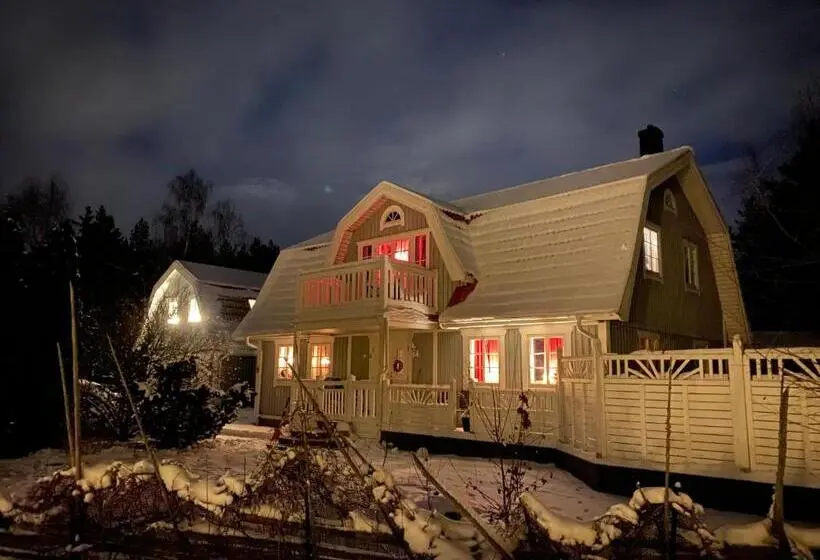 Standard Yhden Hengen Huone, Dr åsa Kallfors Järna Bed & Breakfast