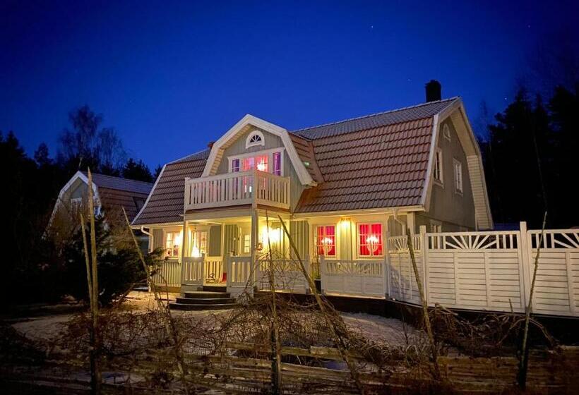 Бунгало Стандарт Вид на Сад, Dr åsa Kallfors Järna Bed & Breakfast