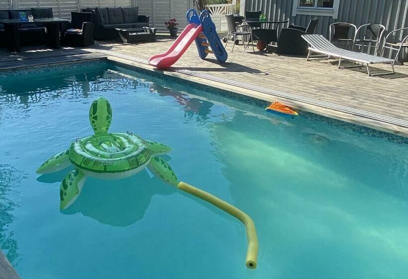 شقة دور أخير غرفة نوم واحدة, Dr åsa Kallfors Järna Bed & Breakfast