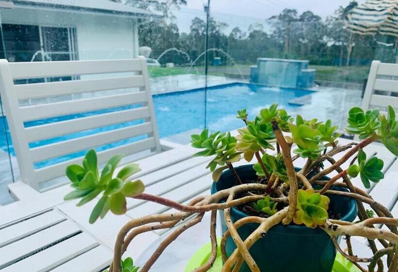 ガーデンビュースタンダードルーム, Mountain Valley