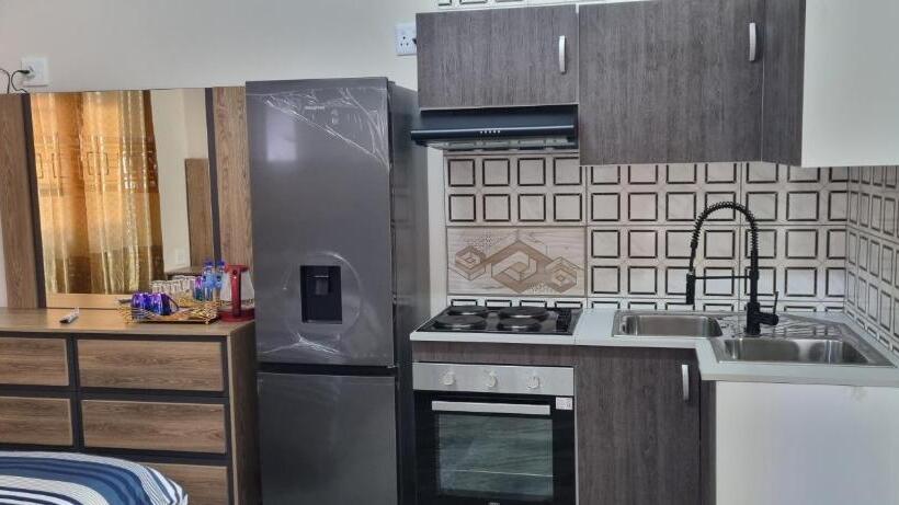 جناح ديلوكس سرير كينج, Whitehouse Lodge Benoni