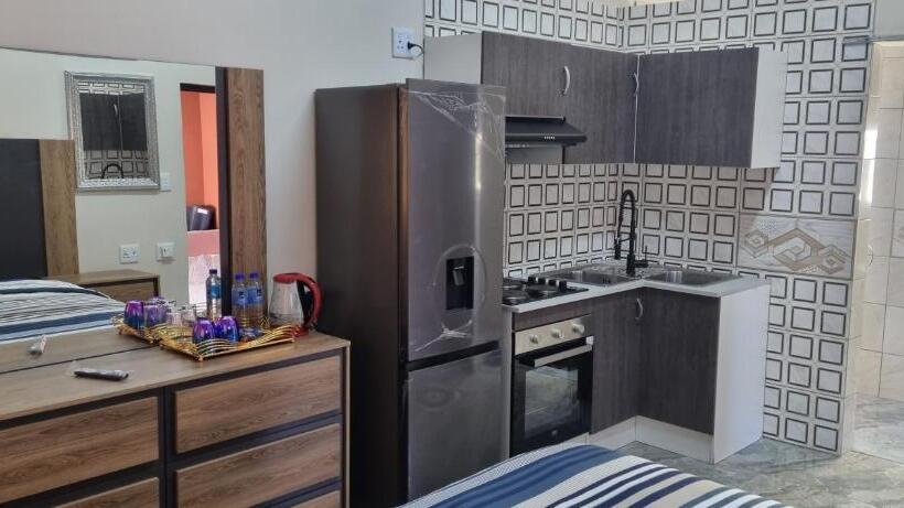 带大床的复式套间, Whitehouse Lodge Benoni