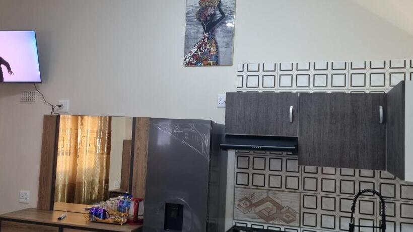 Люкс Deluxe Кровать Кинг, Whitehouse Lodge Benoni