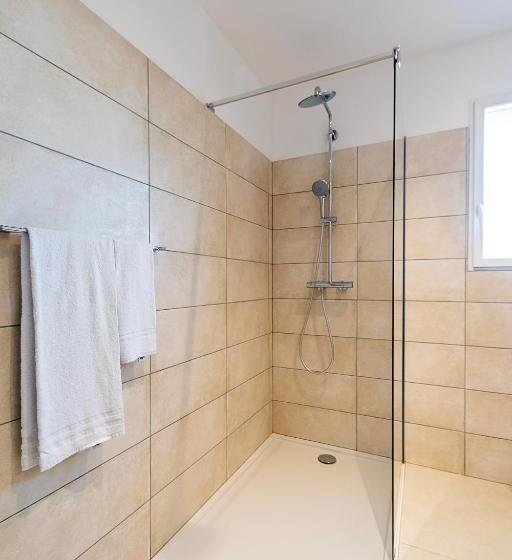 침실 2개 아파트, Résidence U Manellu