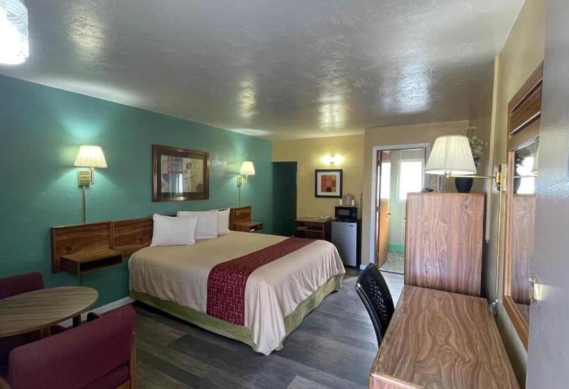 חדר משפחתי נוף להרים, American Inn