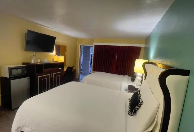 Deluxe Room Mountain View, American Inn