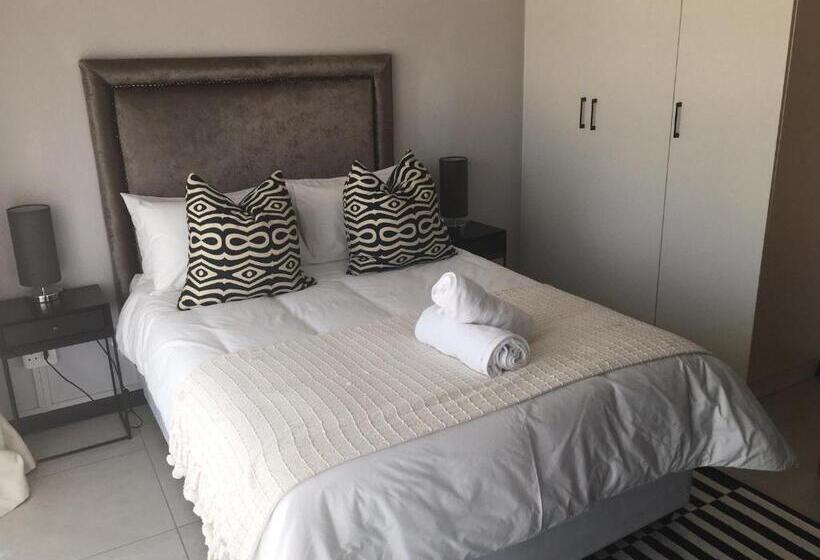 Номер Стандарт, 11 On Grace