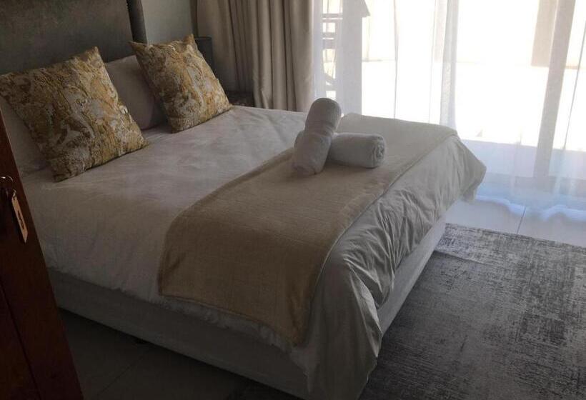 Номер Стандарт, 11 On Grace