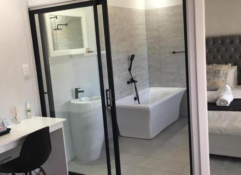 Номер Deluxe, 11 On Grace