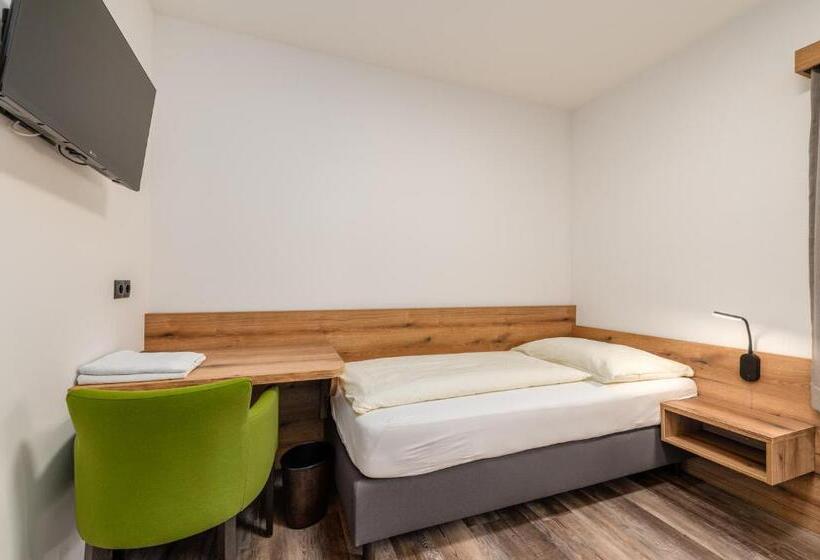 패밀리 룸, Landgasthof Bierfriedl