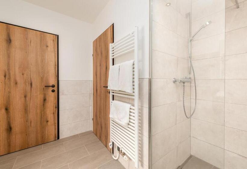 스탠다드 발코니 룸, Landgasthof Bierfriedl