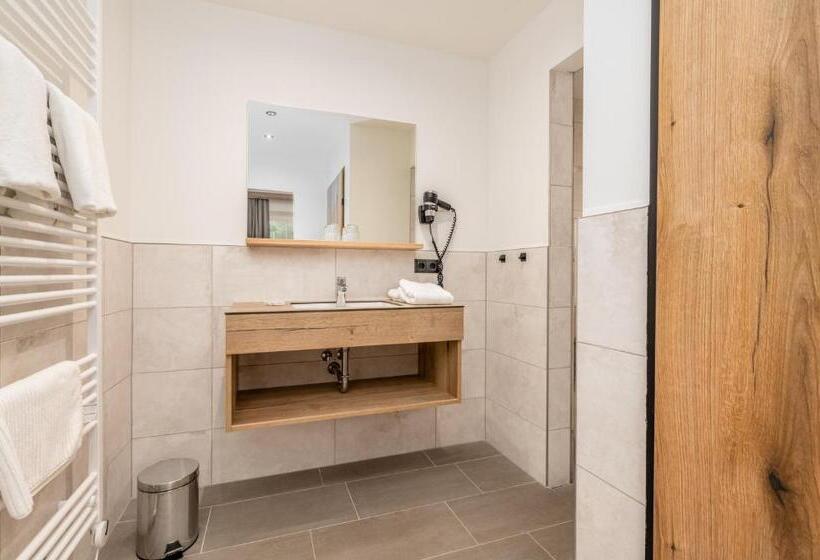 스탠다드 룸, Landgasthof Bierfriedl