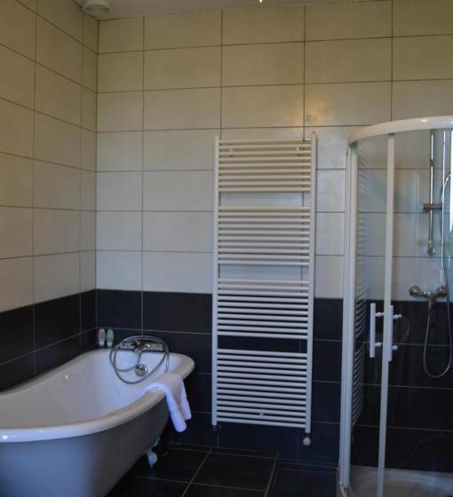 キングサイズベッドのスタンダードルーム, Duc Manoir Chambres D Hôtes