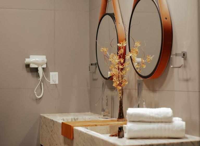 带大床的标准间, Pousada Quinta Dos Cabeças