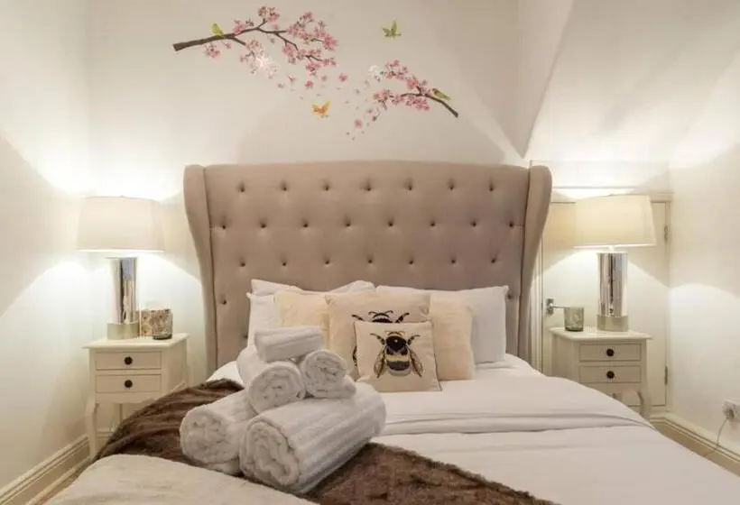 Huoneisto 1 Makuuhuone, Discounted Flat W Lovely Terrace Near King S Road