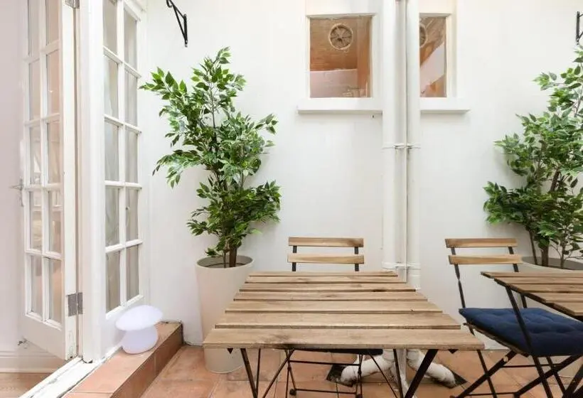 Talo 1 Makuuhuone, Discounted Flat W Lovely Terrace Near King S Road