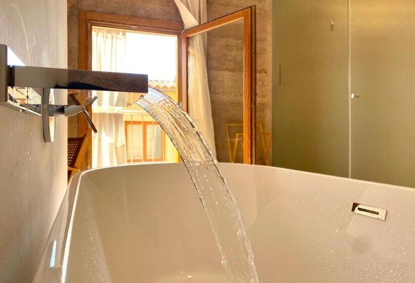 Номер Deluxe с Балконом, Boutique Can Pocovi