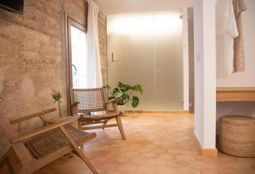 Номер Deluxe с Балконом, Boutique Can Pocovi