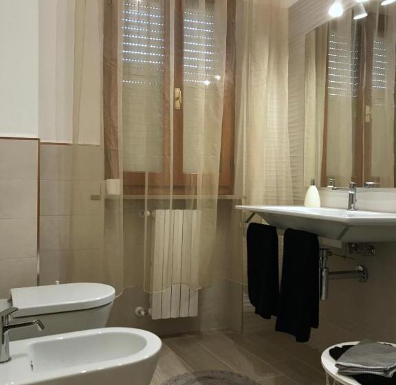 Номер Стандарт Совместная Ванная, Attico23